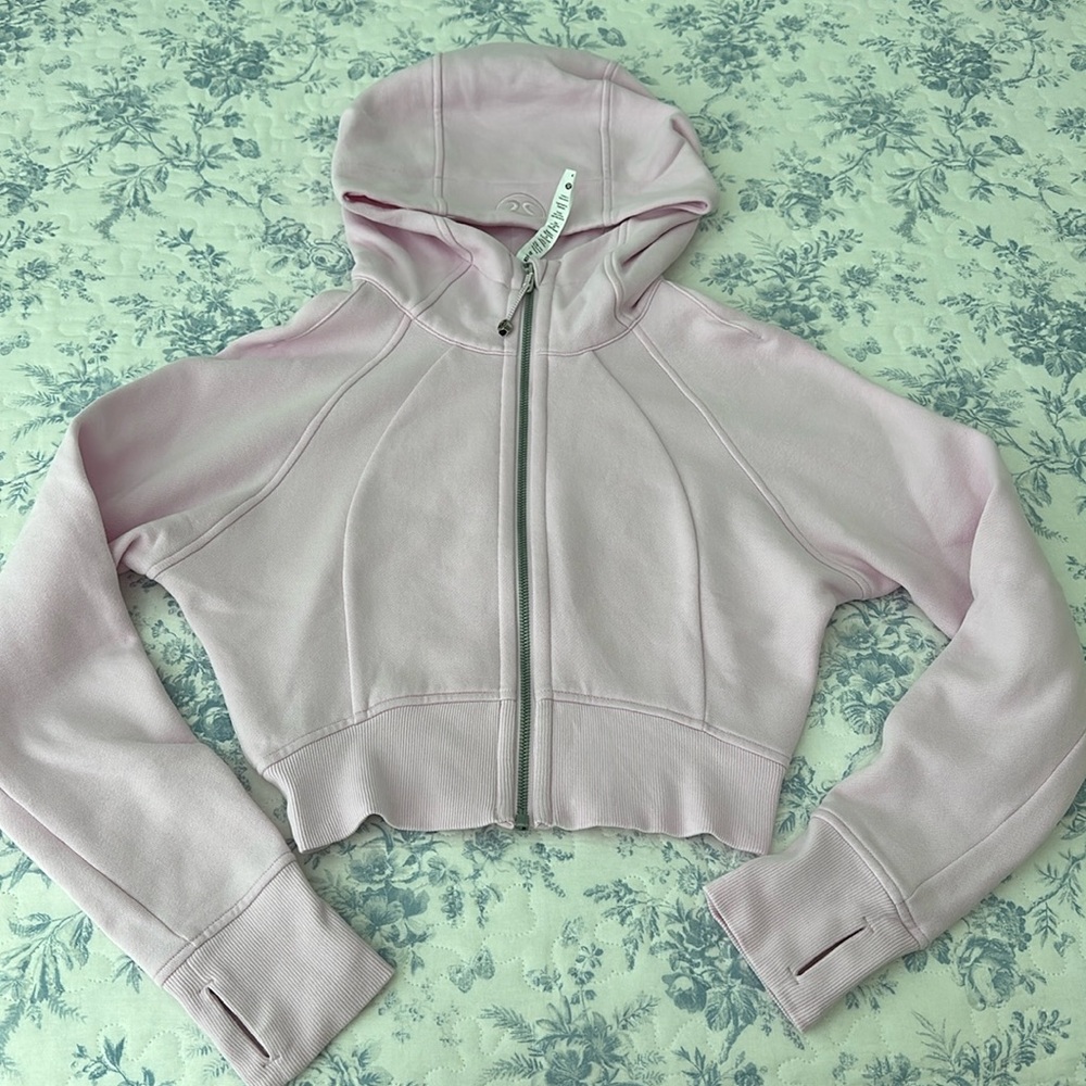 Pink Lululemon cropped scuba size 4